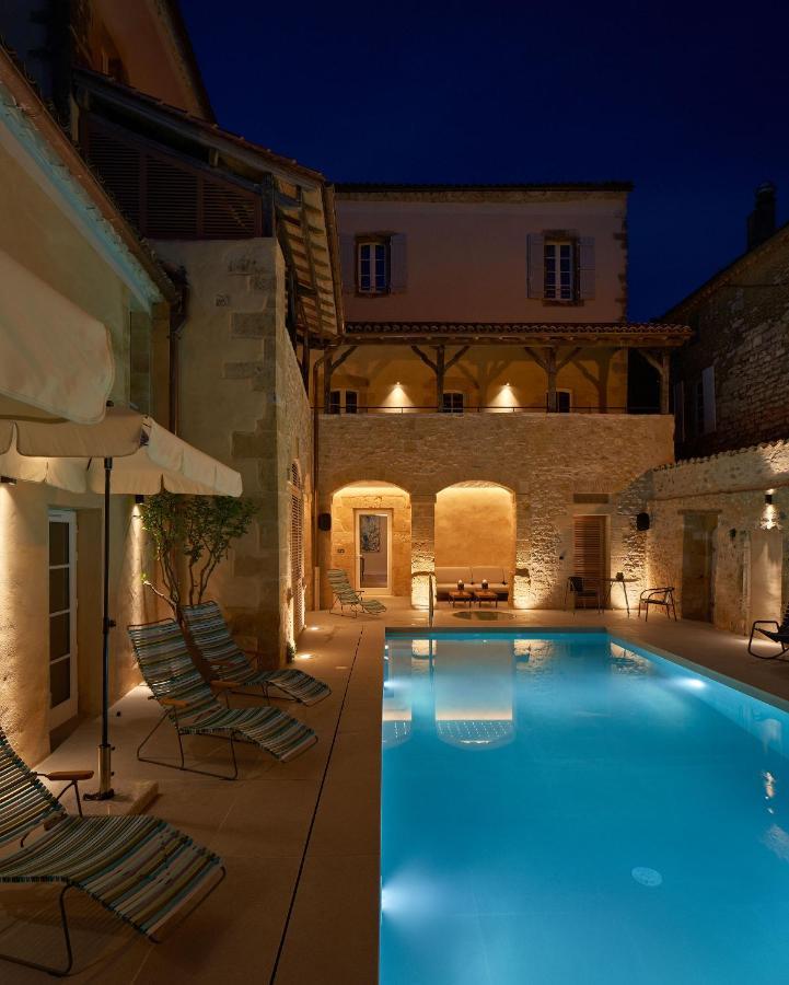 Hotel Le Chevalier Bleu モンパジエ エクステリア 写真